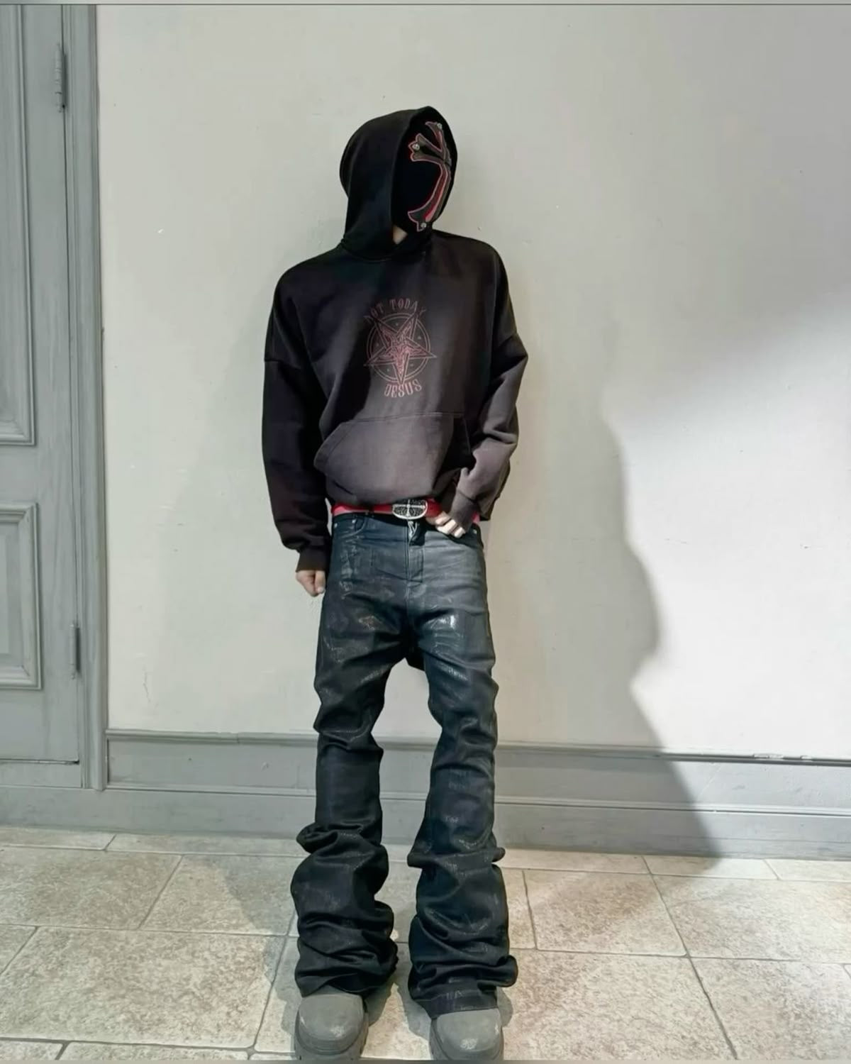 Strike Boots 001