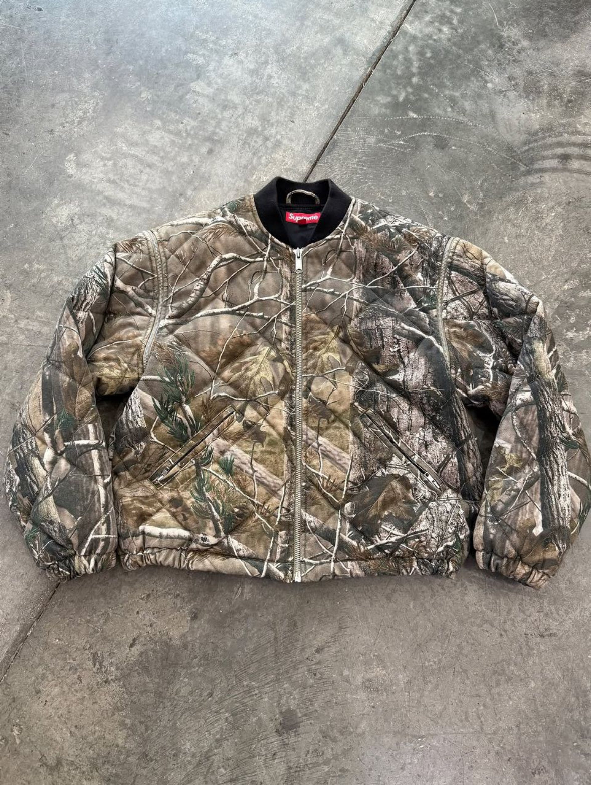 Supreme Detachable Sleeve Real-Tree Jacket