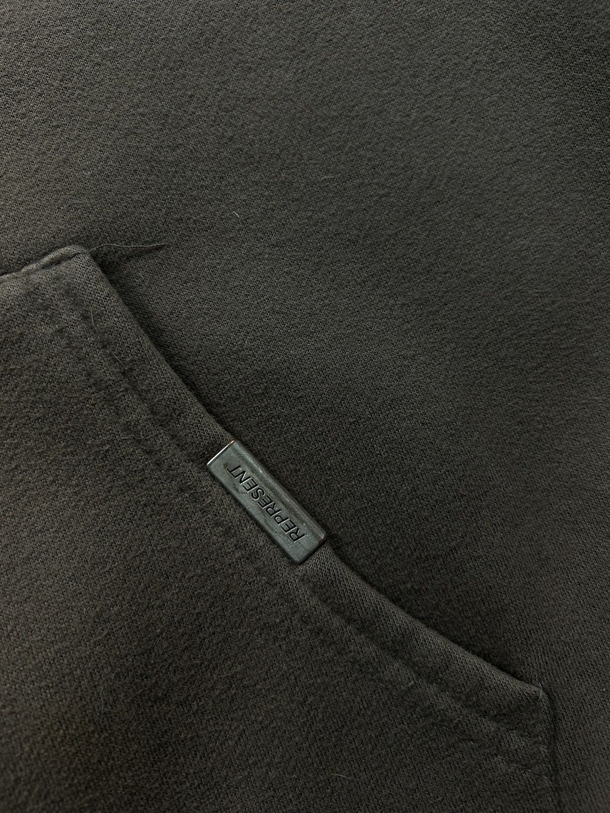 Retro 1991 Represent FEARLESS Hoodie