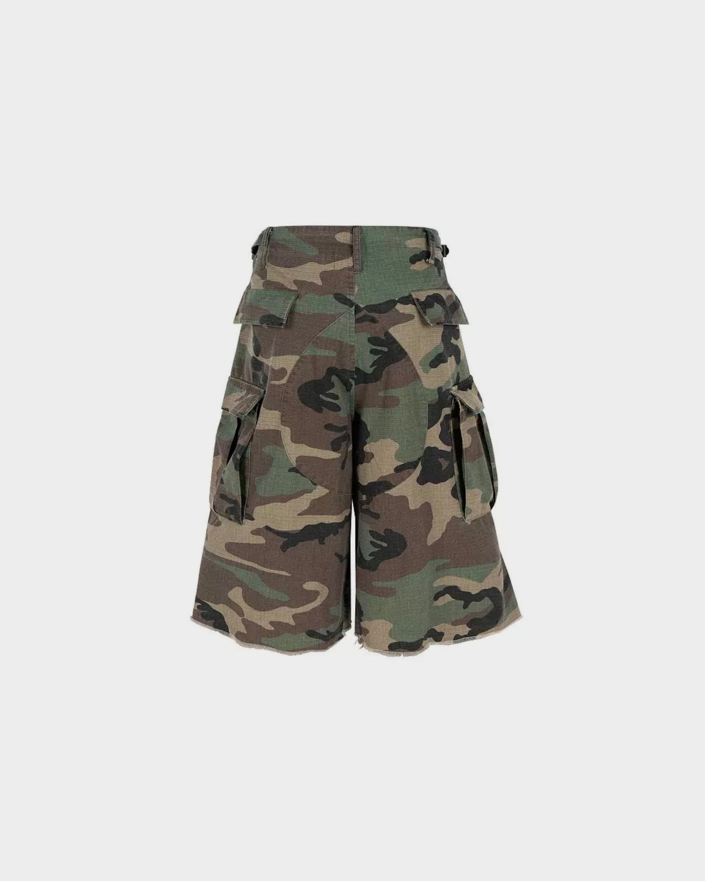 Camo 3/4 Cargo Shorts