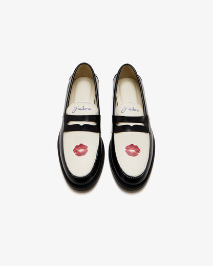 Lips Motif Penny Loafers