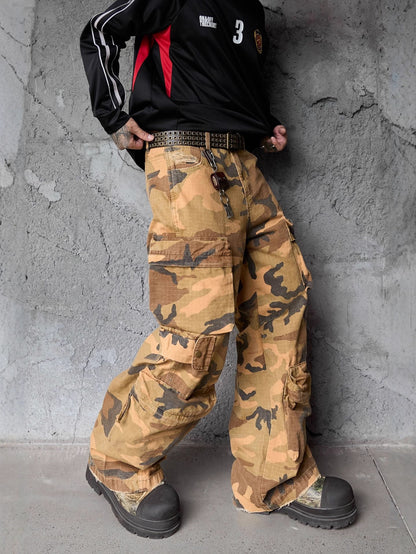 Desert Camo Multi-Pocket Cargo Pants