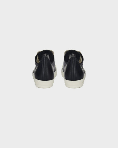 Jumbo Lace Low Sneaker