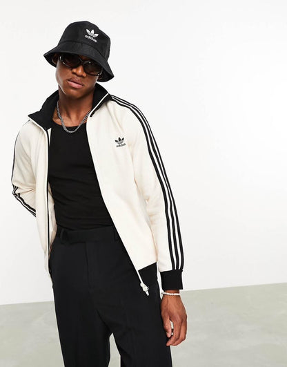 WAFFLE BECKENBAUER TRACK TOP - WONDER WHITE
