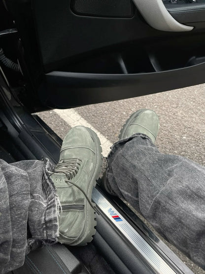 Strike Boots 001