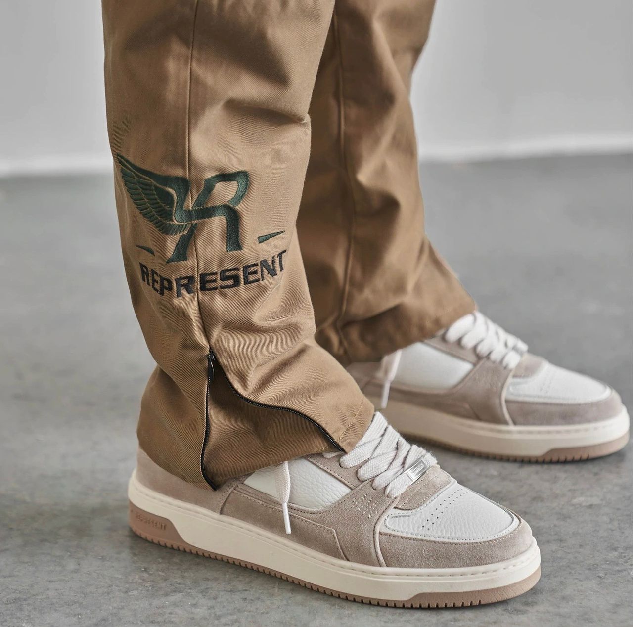 Represent Men's Team Spirit Pant - Tan